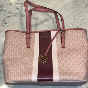 Michael Kors midsize purse